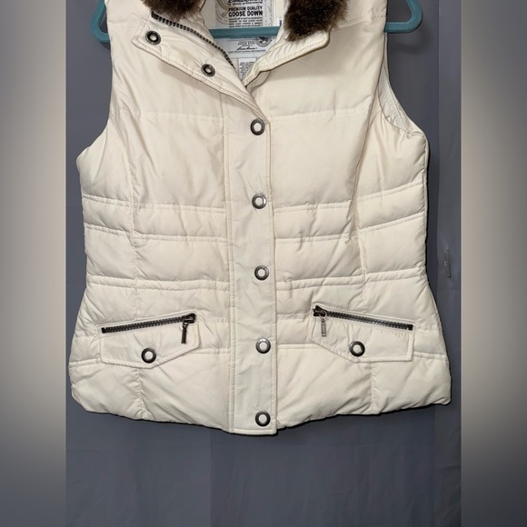 Eddie Bauer Ivory Quilted Puffer Goose Down Vest M Faux Fur Collar with Pockets - Picture 3 of 9